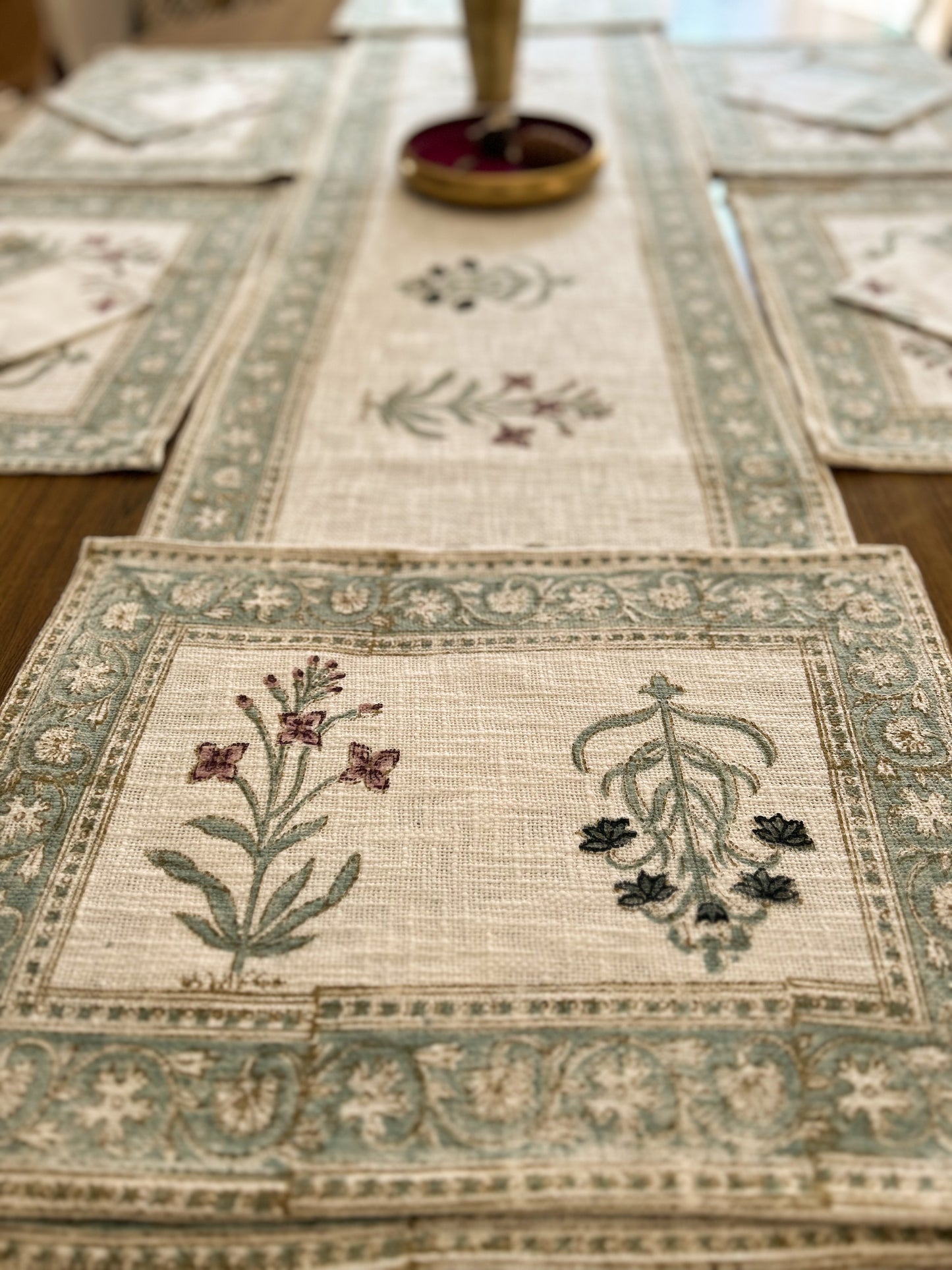 Winter Blossom Table Mat Set