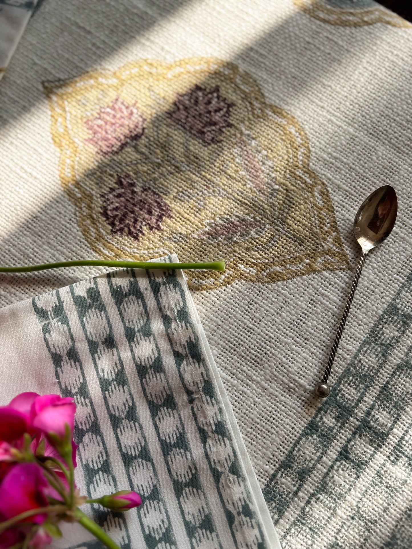 Maharani Bagh Table Runner