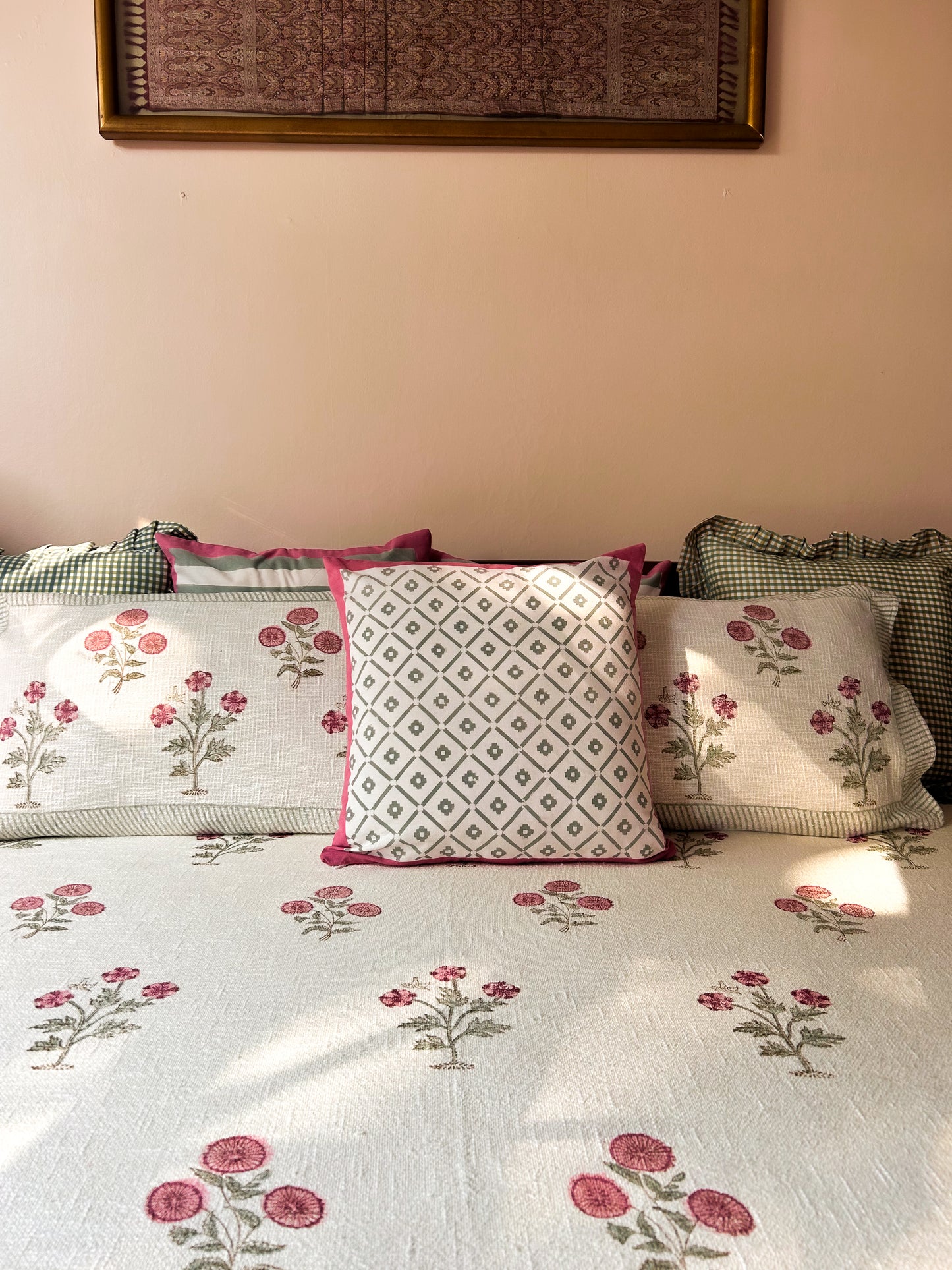 Vintage Rose Jute-Linen Bed Set