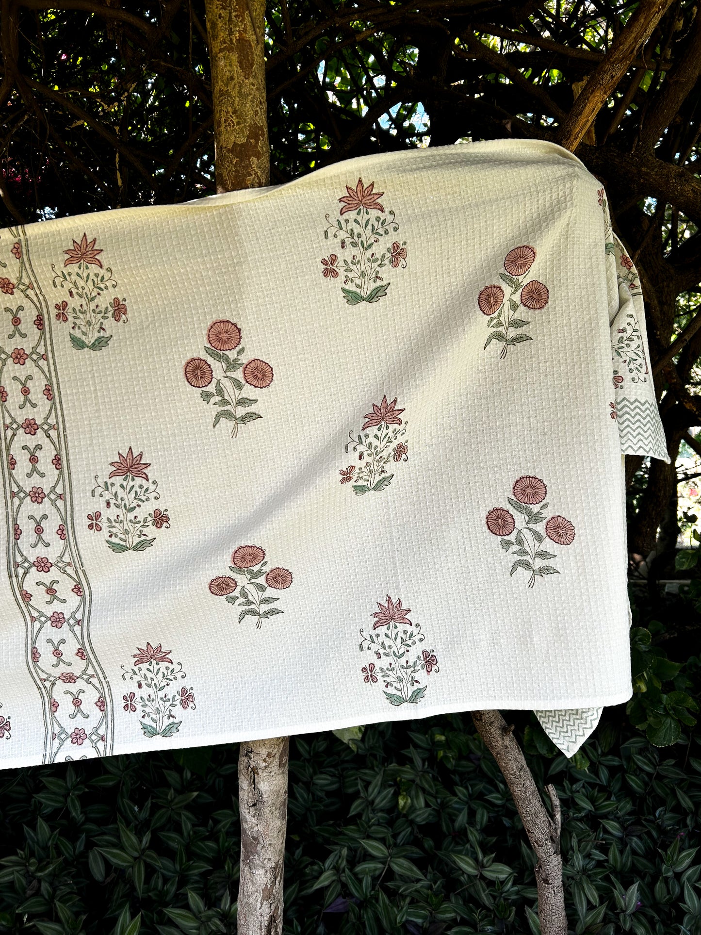 Garden Trellis Bath Towel