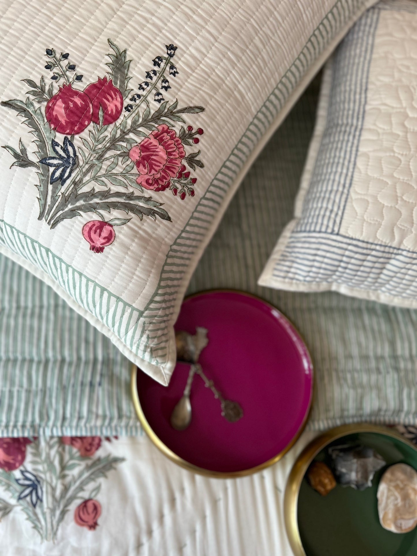 Pomegranate Quilted Bed Set